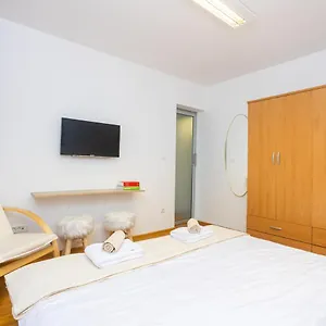  Appartement Bella Vista - Cozy With Easy Check-in And Free Parking