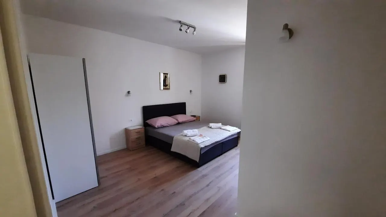 Cherry Split Appartement